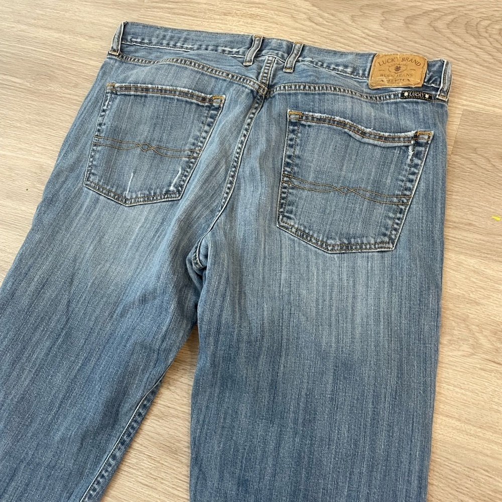 Lucky brand men’s 361 vintage straight blue jeans, Size 36 and 29” inseam. - Picture 4 of 11
